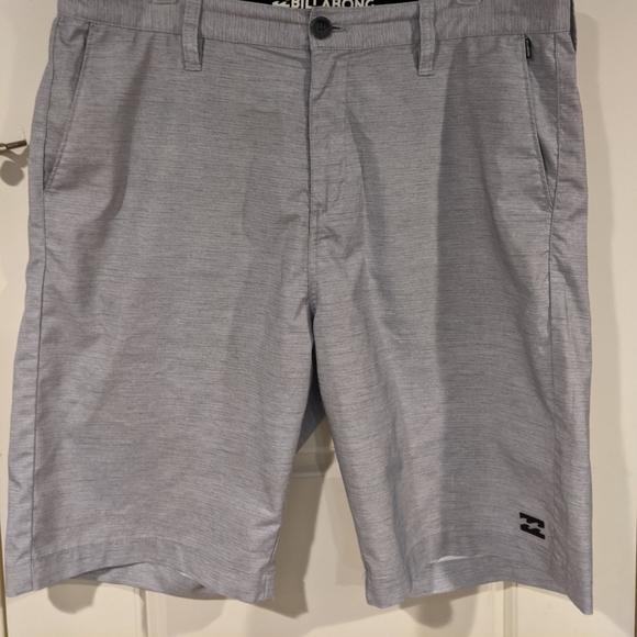 Billabong Submersibles Shorts Men's size 33 Gray Hybrid - Picture 4 of 6